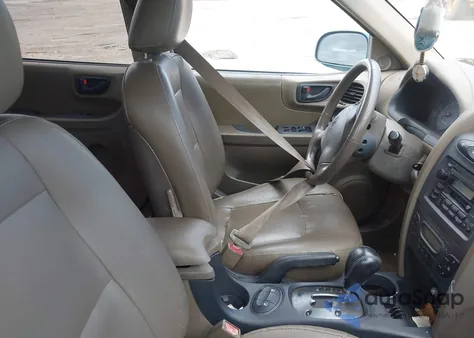 2010 Honda Odyssey Touring z USA, uszkodzony, nr VIN 5FNRL3H92AB059007